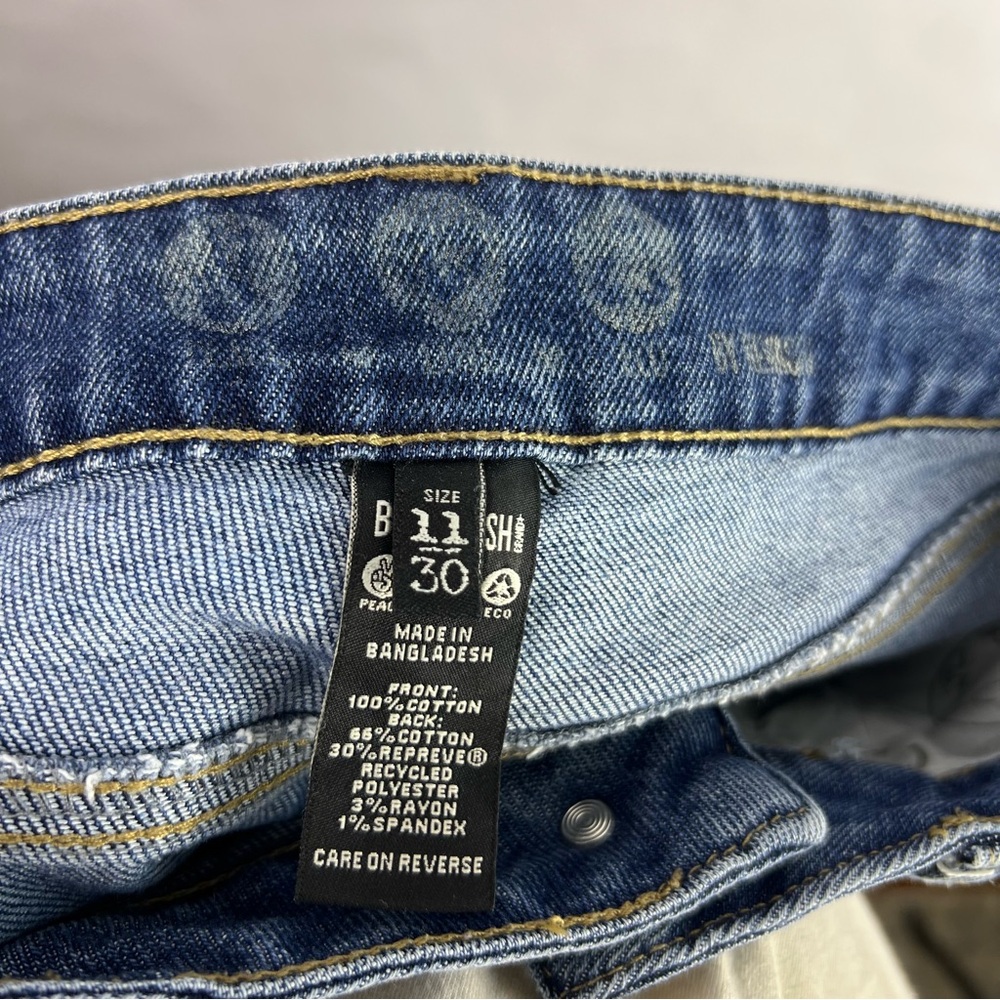 By Rewash Super High Rise Mom Jeans Blue Distressed Raw Hem Eco 11/30 - Picture 10 of 10